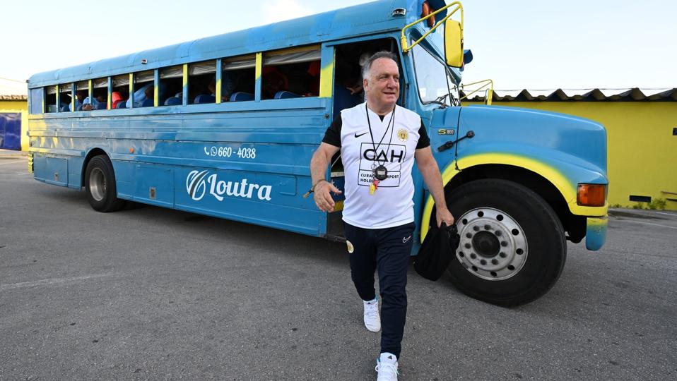 World Cup 2026: The Elite Managers on the Hot Seat and the Future of Global Football Strategy 13