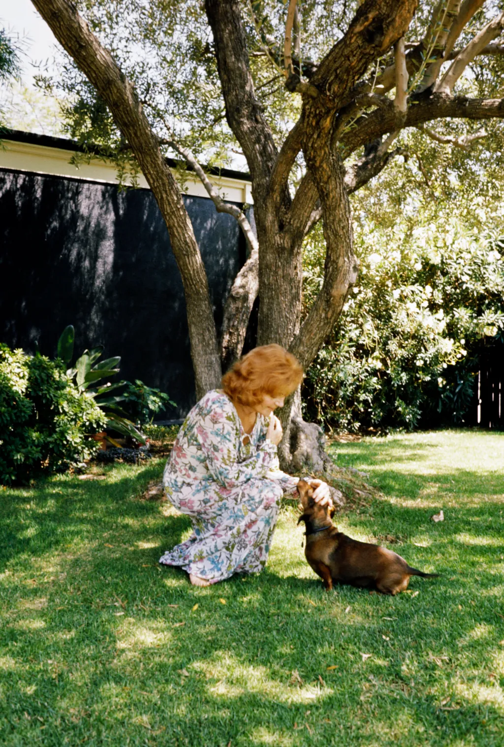 Golden Age Grace: Rita Hayworth's Private Elegance Unveiled 31
