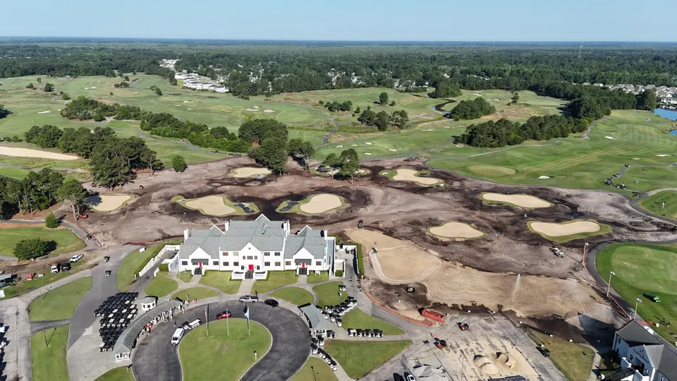 **Beyond the Back Nine: How Golf Resorts Are Redefining Strategy with Par 3 Investments** 6