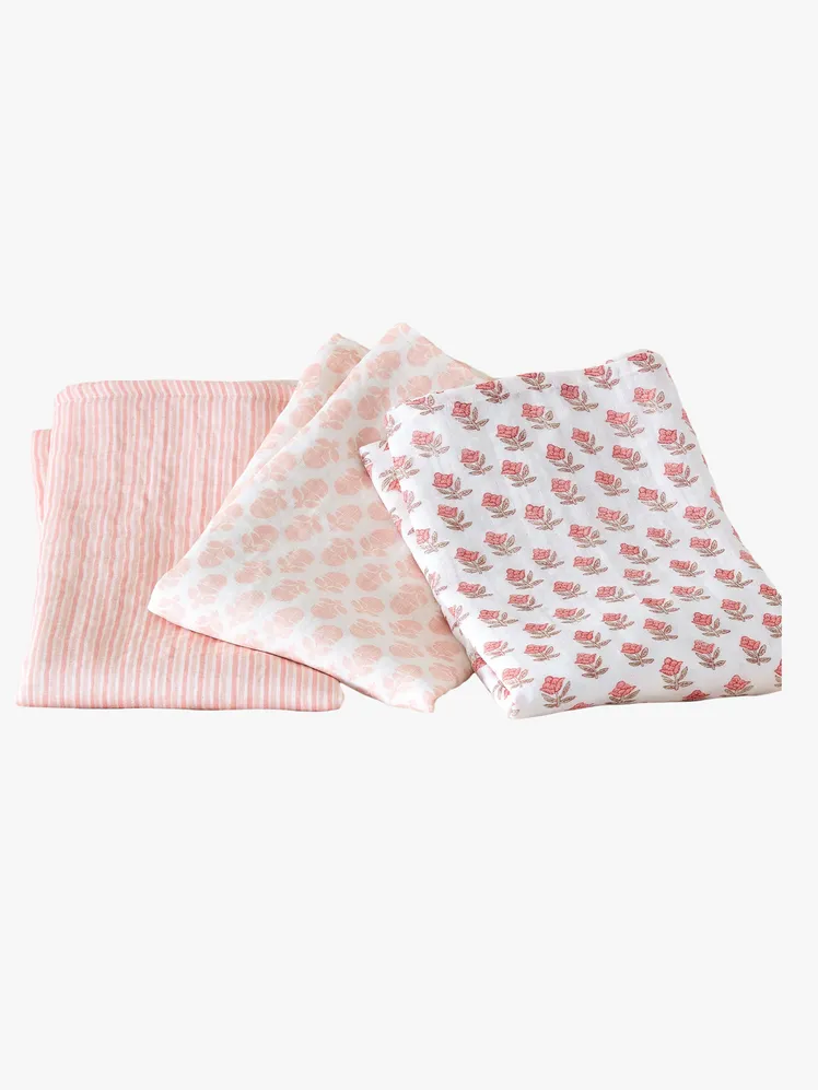 Heirloom Whispers: Artisanal Muslin for the Discerning Summer Slumber 29