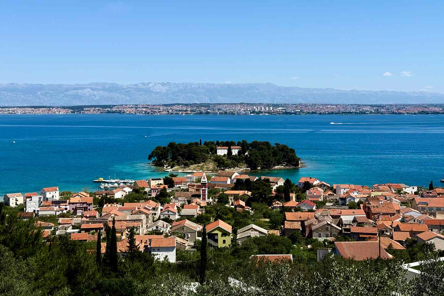 Adriatic Dreams: Uncover Croatia's Emerald Isles and Azure Shores 15