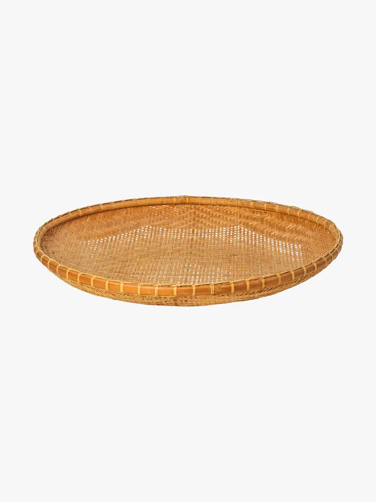 Artisan Heirlooms: A Woven Legacy for the Discerning Dwelling 32