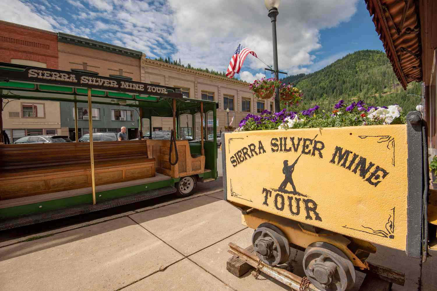 Idaho's Untamed Splendor: Where Wild Beauty Meets Bespoke Adventure 40