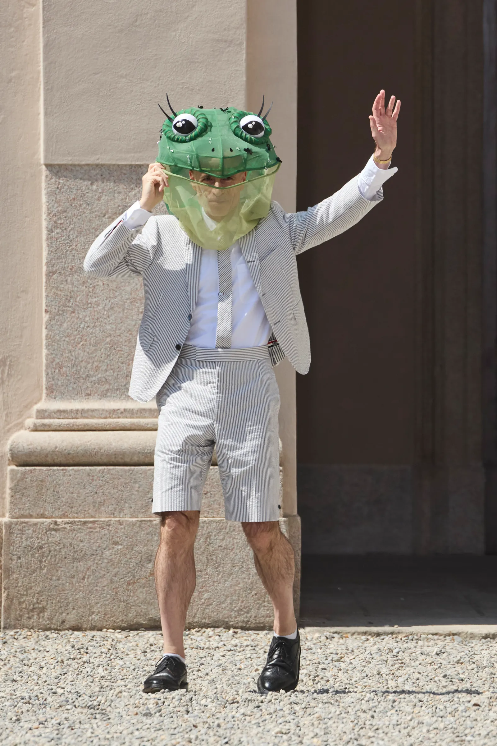 Thom Browne's Spring '27: Where Insect Ingenuity Meets Executive Edge 8