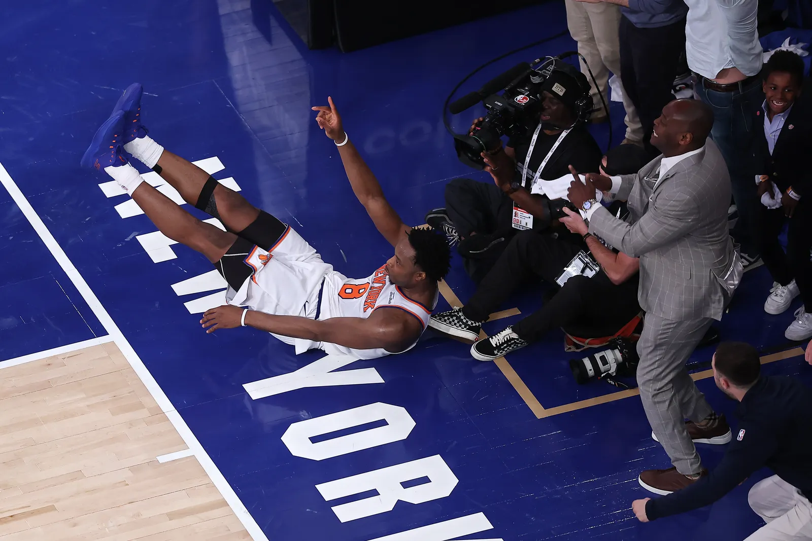 OG Anunoby’s Skechers Steal: History Made, Style Redefined 5 OG Anunoby’s Skechers Steal: History Made, Style Redefined 5
