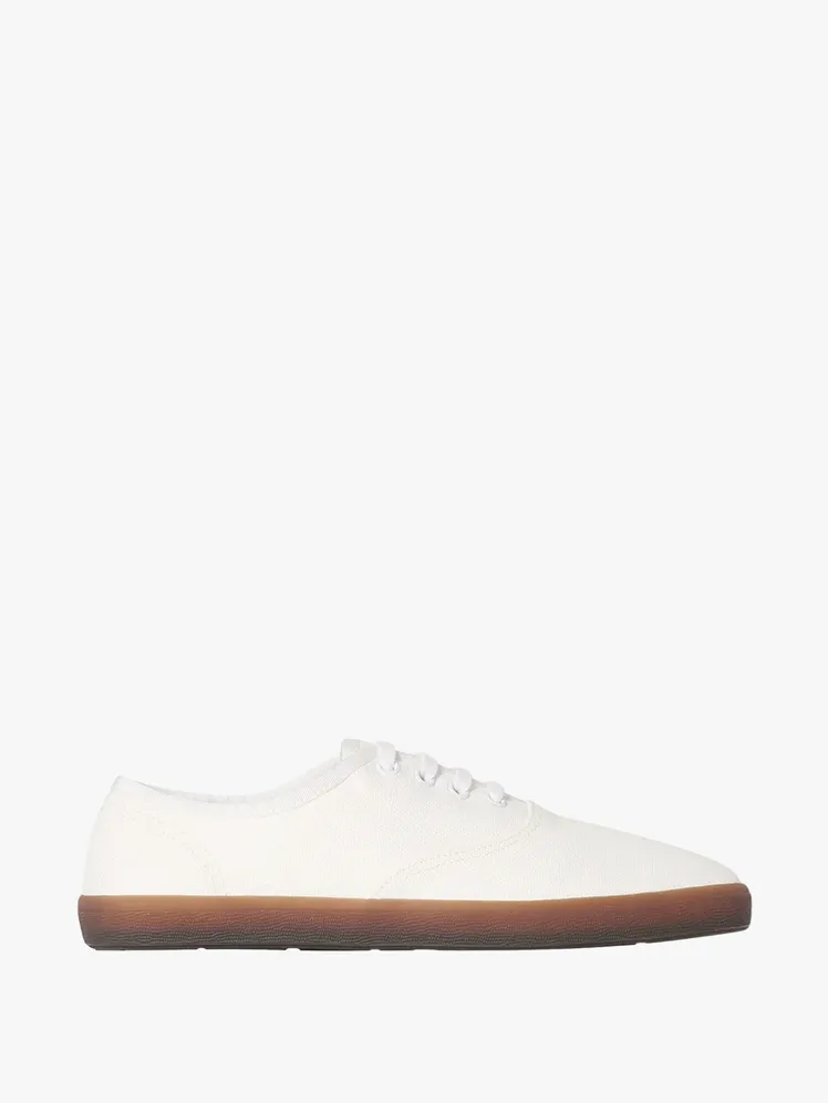 Step into Summer 2026: The Footwear Edit 102 Step into Summer 2026: The Footwear Edit 102