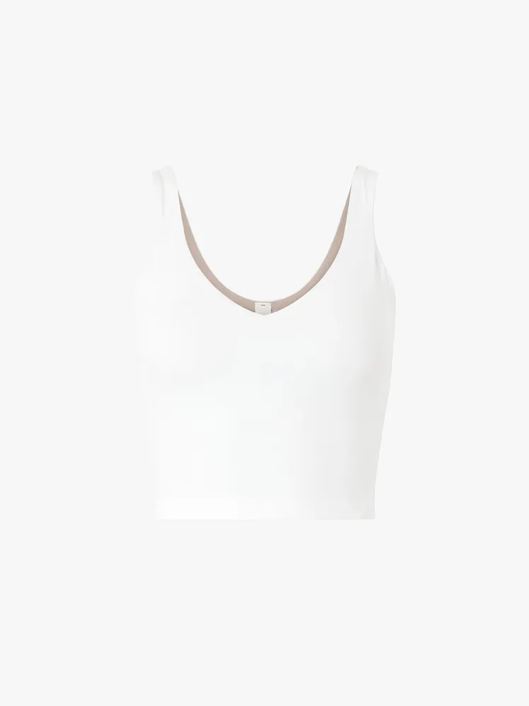 Elevated Athleisure: Vogue's Guide to Chic Activewear Styling 67
