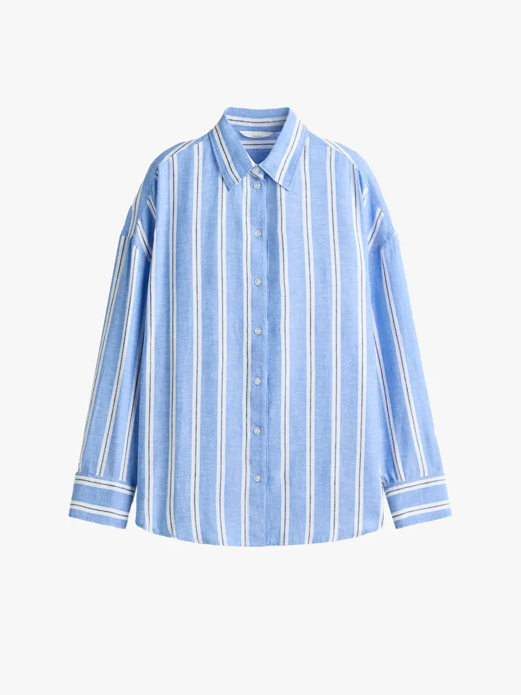 Effortless Summer Chic: Seven Ways to Master the Button-Up 63