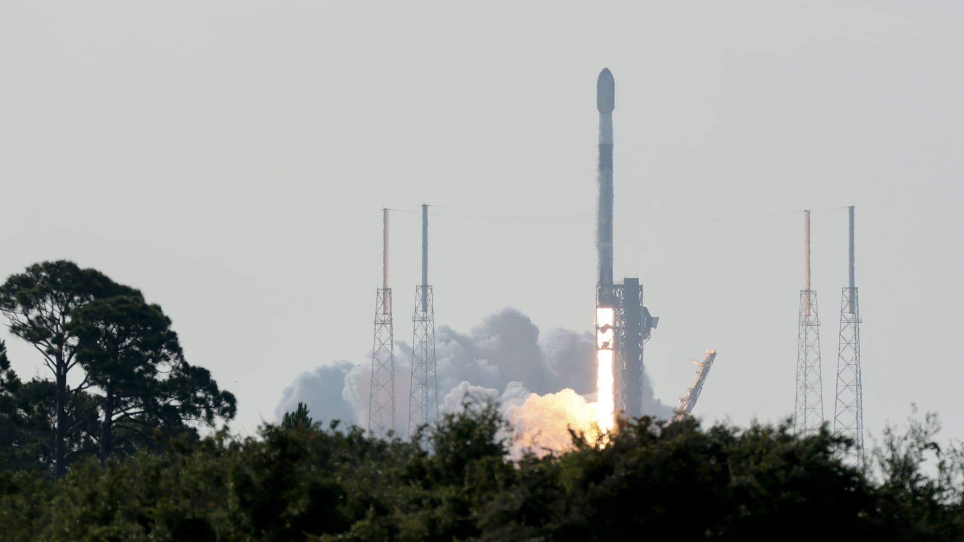 SpaceX Mars Mission Deadline: A Market Perspective on 2020s Feasibility 2