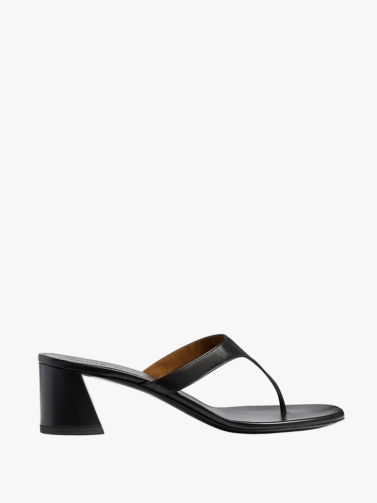 Step into Summer 2026: The Footwear Edit 127 Step into Summer 2026: The Footwear Edit 127