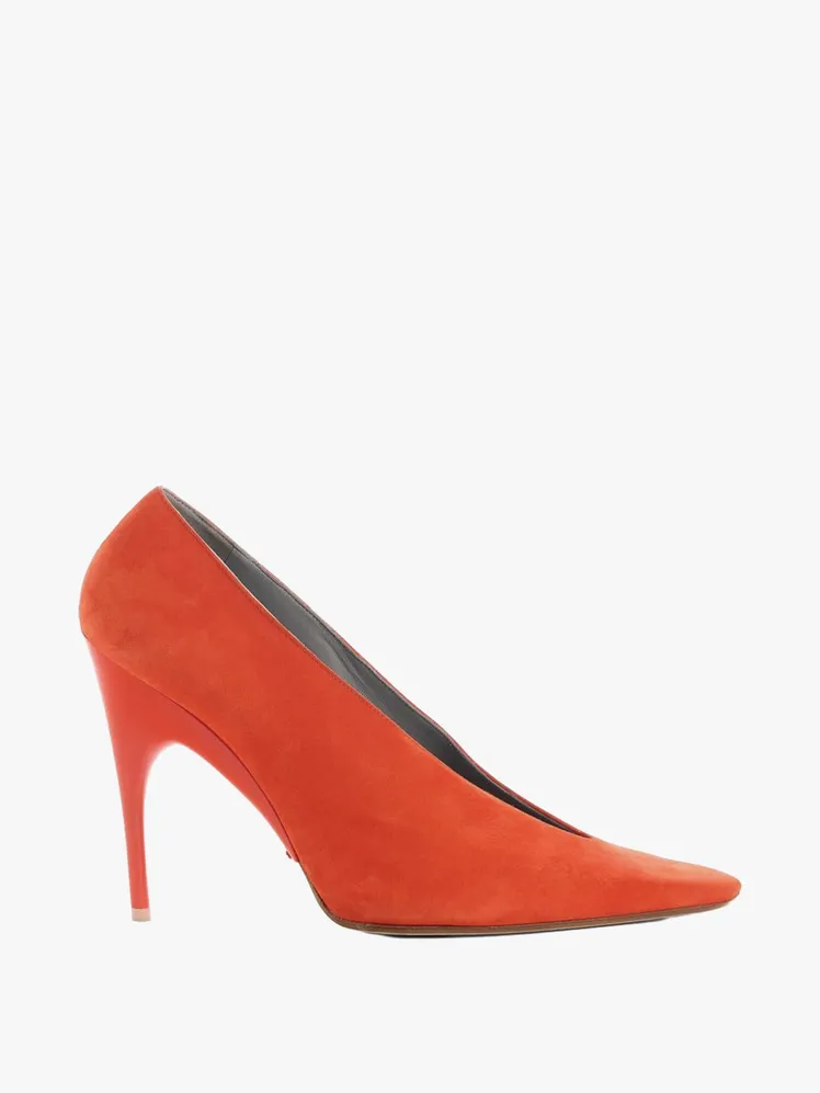 Step into Summer 2026: The Footwear Edit 128 Step into Summer 2026: The Footwear Edit 128
