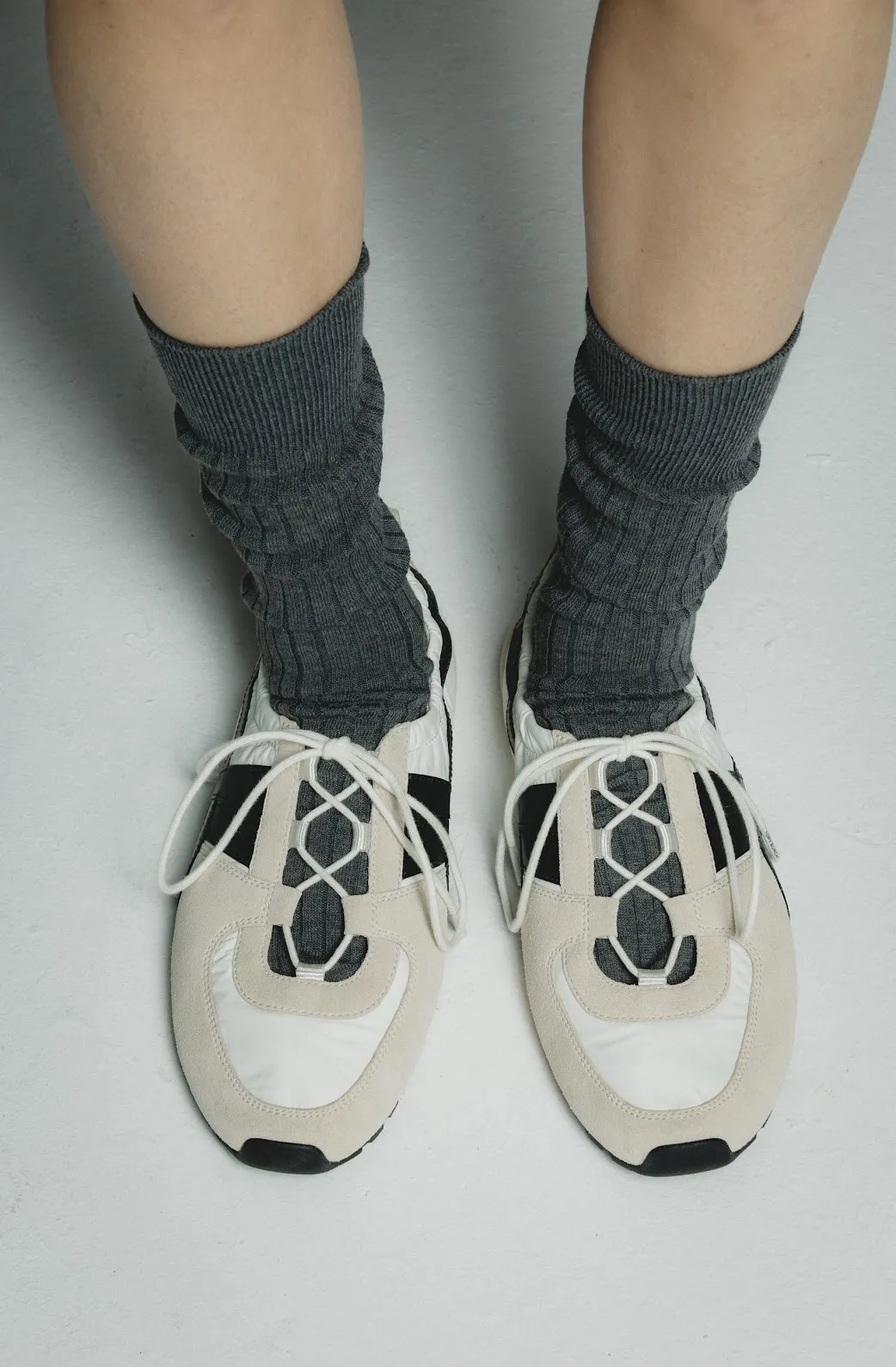 Chic Footwear: Vogue Editors Unveil Their Top White Sneaker Picks for 2026 67