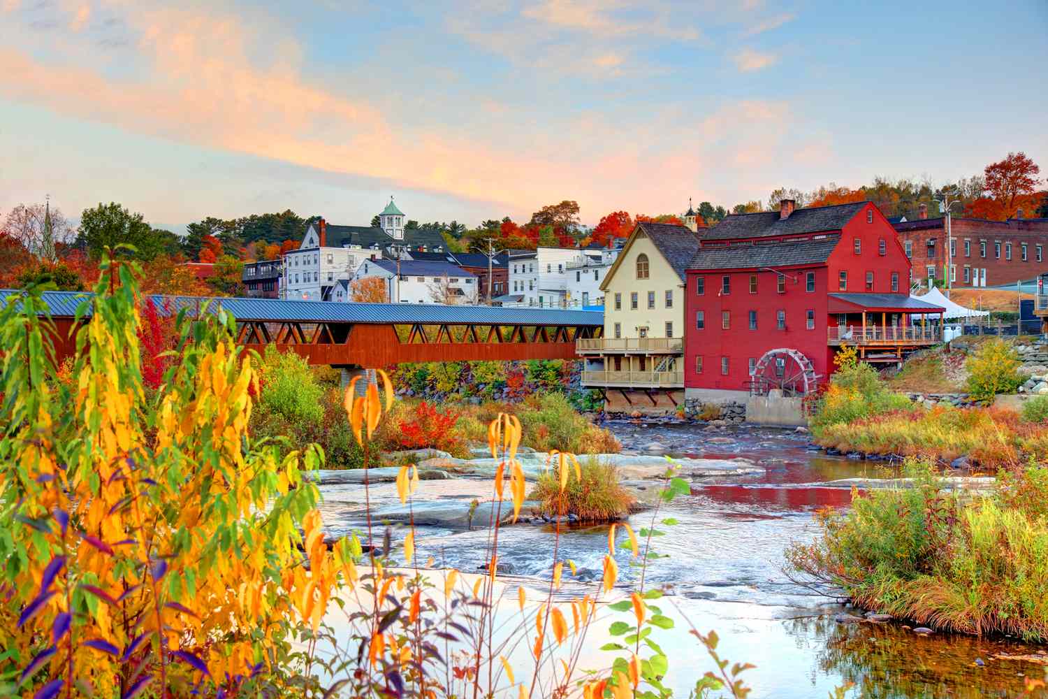 Enchanting New England Havens: Where Every Village Whispers a Timeless Tale 16