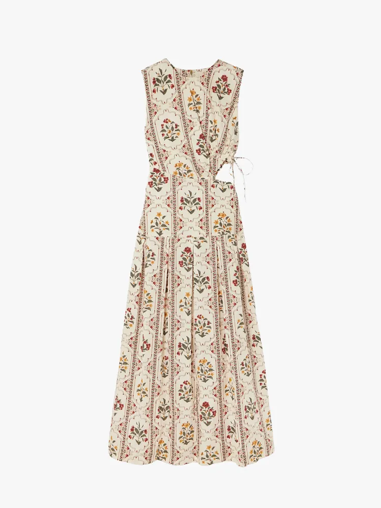 Chic Summer Sojourns: A Curated Edit of 2026's Must-Have Dresses 37