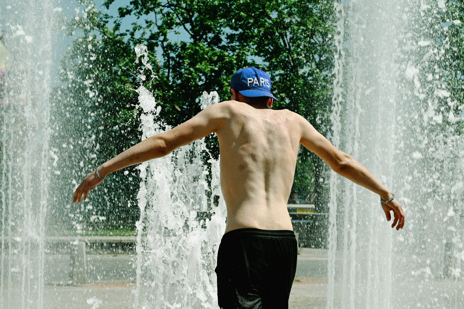 A Parisian Summer’s Seduction: An Editor’s Sun-Kissed Reverie 4
