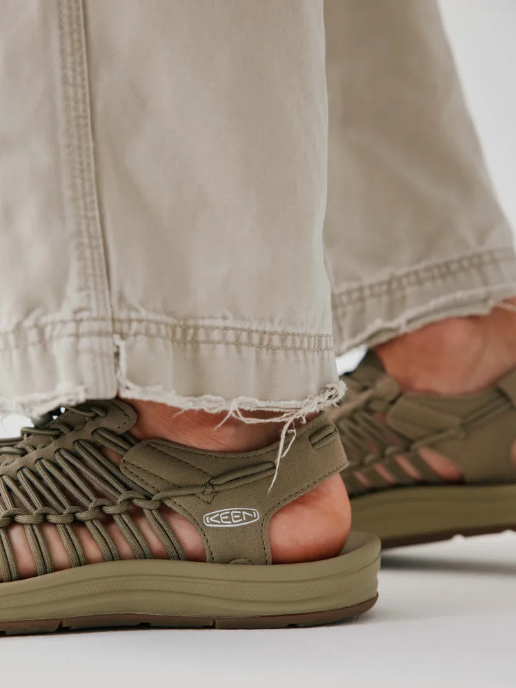 The GQ Edit: Top Men's Sandals for 2026 38