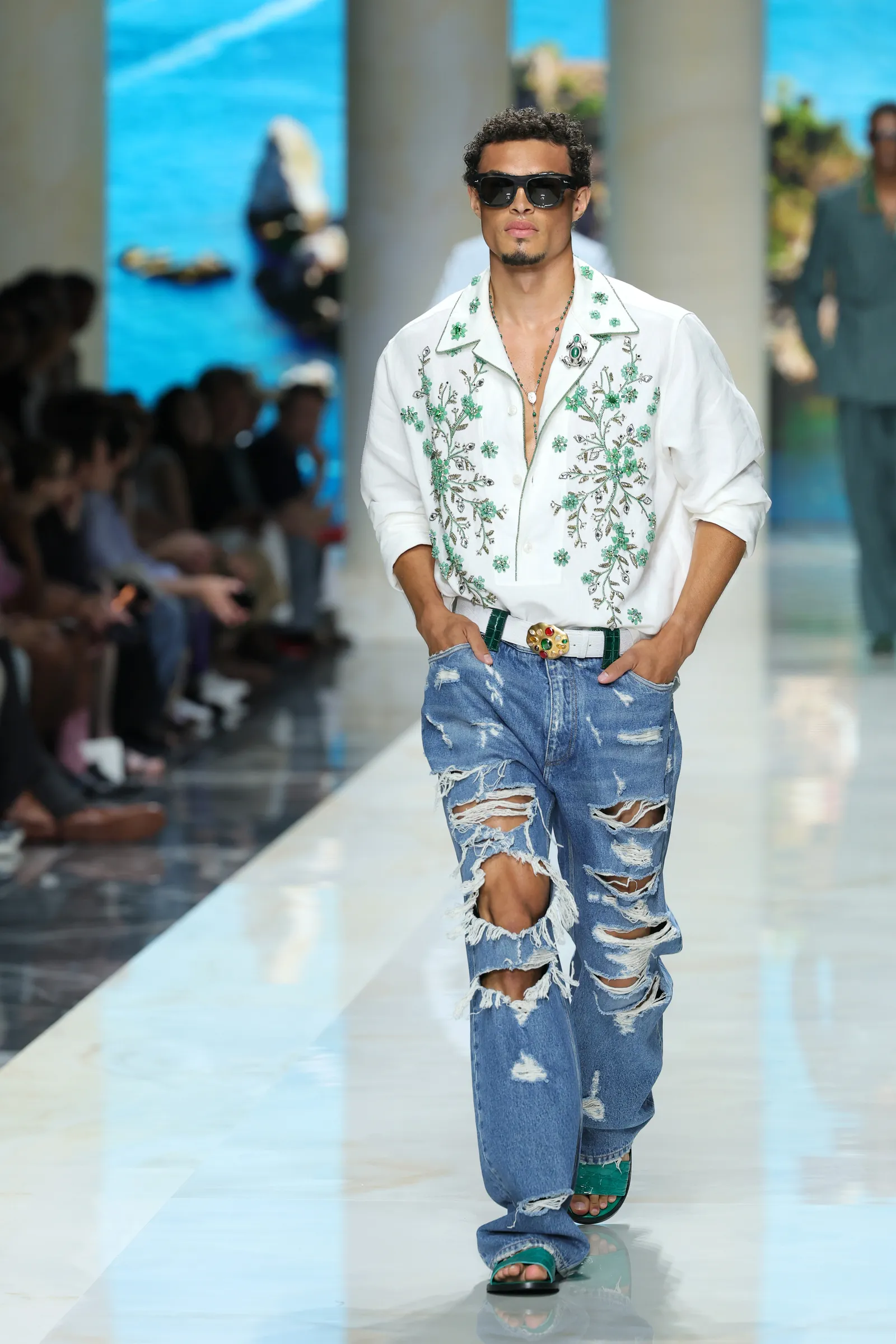 D&G: The New Uniform for the Modern Mogul's Night Out 14 D&G: The New Uniform for the Modern Mogul's Night Out 14