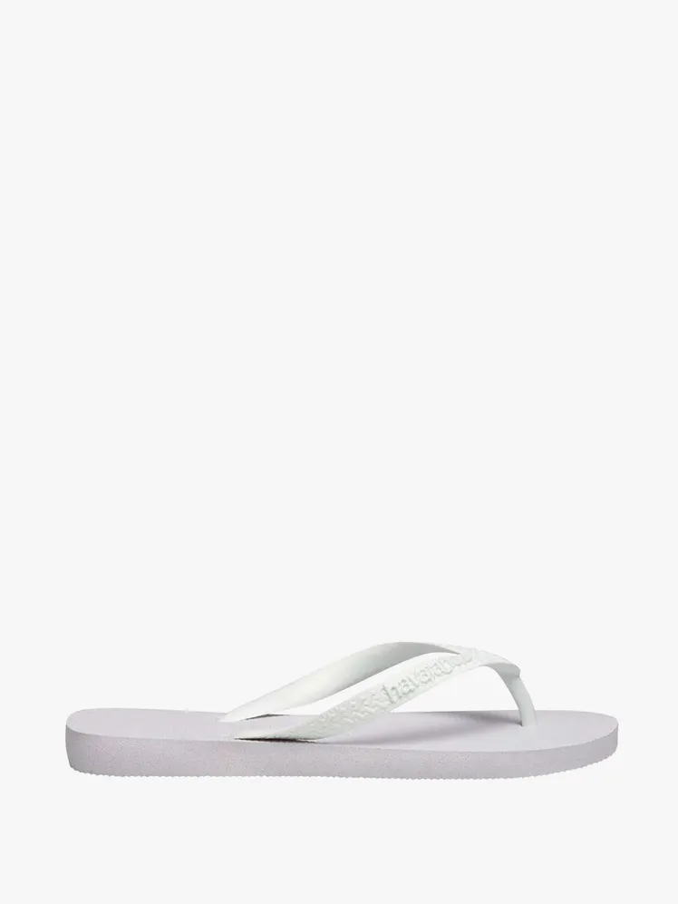 Chic Summer Soles: Unearth Unbeatable Havaianas Styles This Prime Event 34