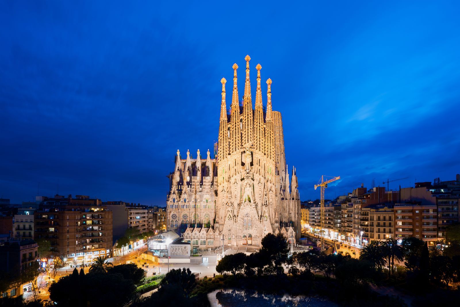 Gaudí's Masterpiece: An Ode to Sacred Craftsmanship 18