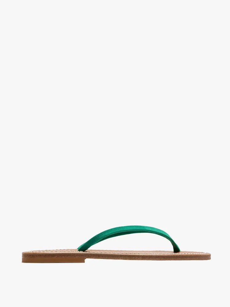 Effortless Urban Style: Summer's Chicest Ensembles Reimagined 122