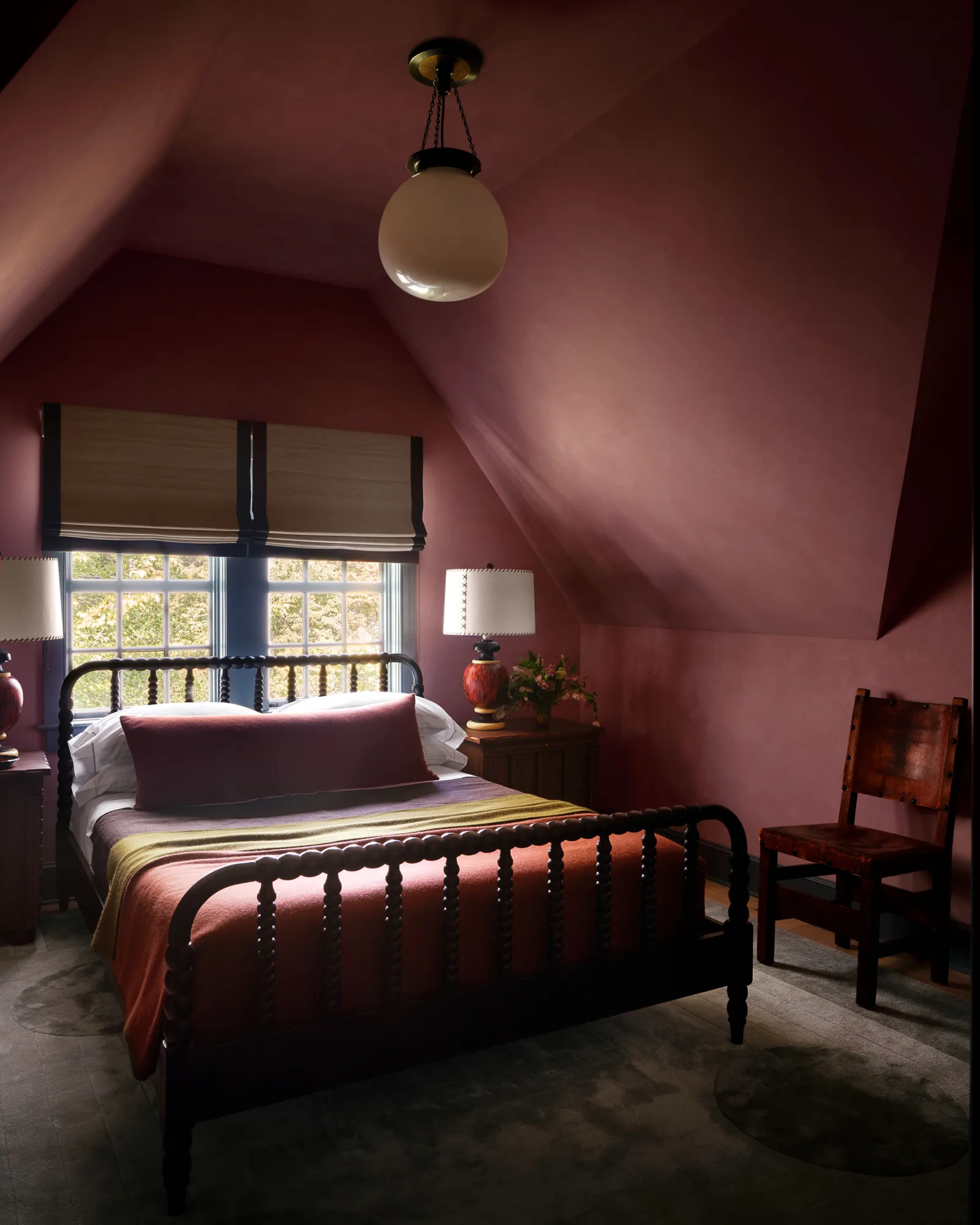 A Curator's Canvas: Douglas Friedman's Haven of Enduring Elegance 25