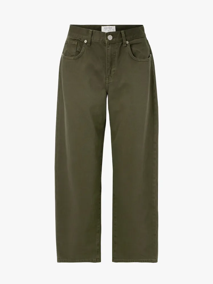 Chic Forecast: Must-Have Summer '26 Styles for Your Elite Collection 159