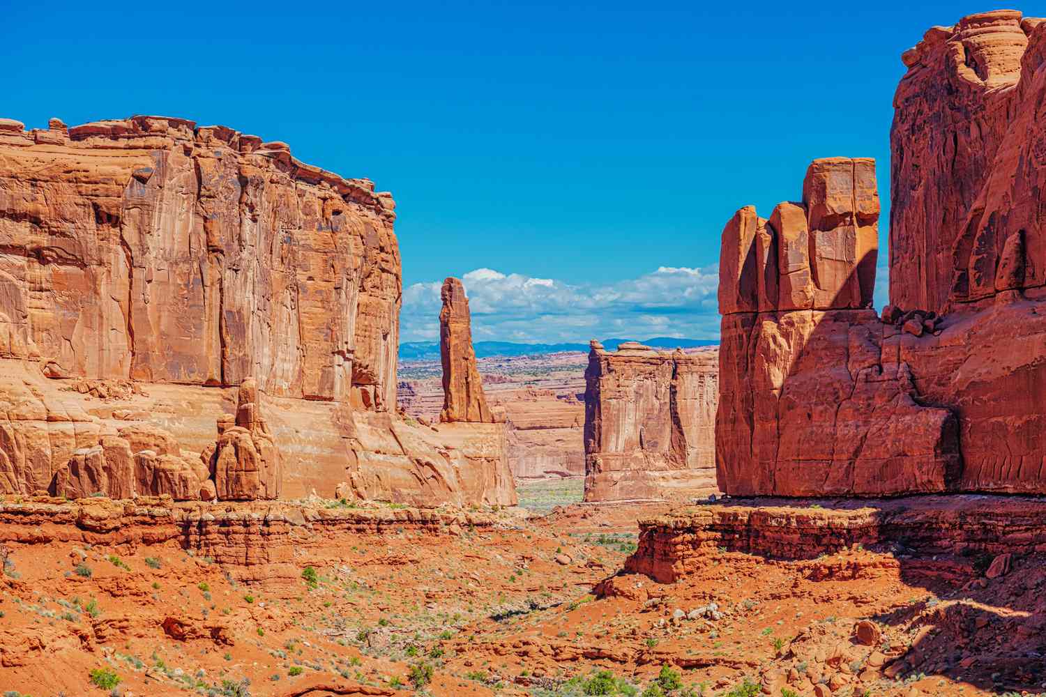 Beyond the Red Rocks: An Arches Expedition into the Sublime 9