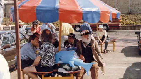 Margate's Enduring Charm: How The Jolly Boys' Outing Cemented a Cult Classic's Place in British Nostalgia 8