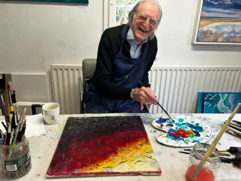 From Stage to Canvas: Bradley's Artistic Awakening in Leamington's Creative Crucible 7