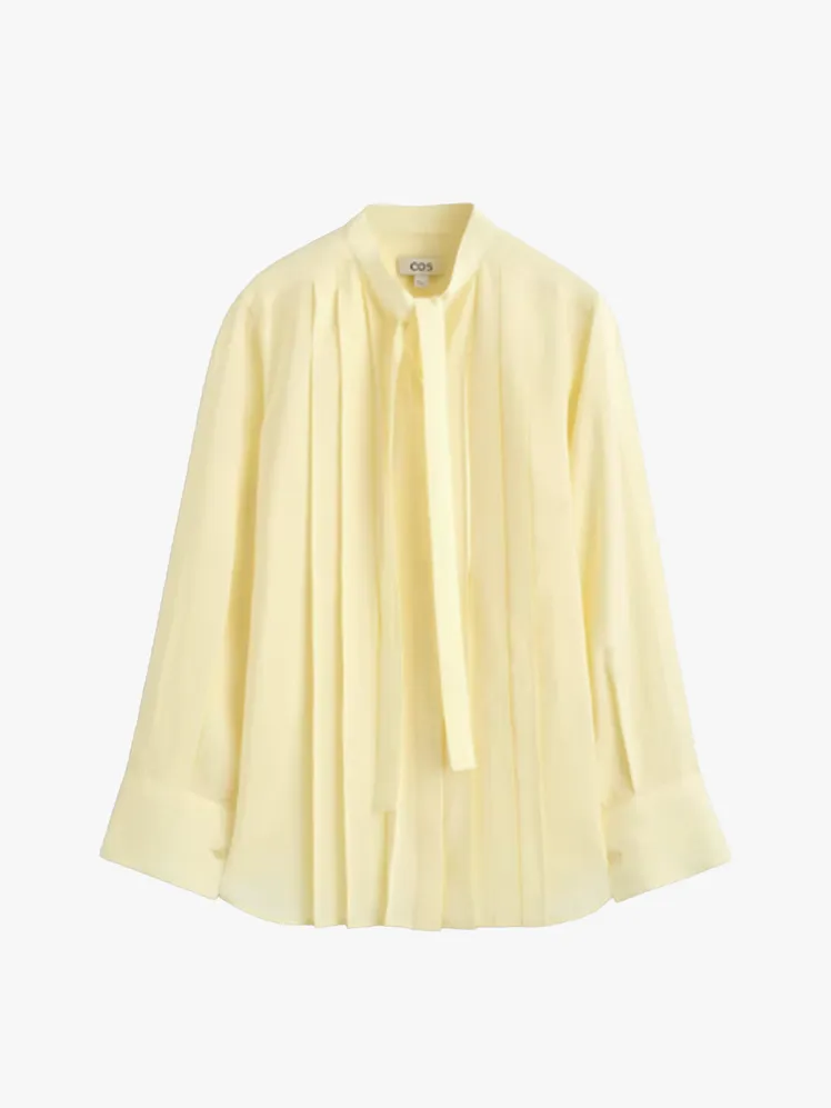 COS Unveils its S/S '26 Collection: Your Chic Summer Edit 47