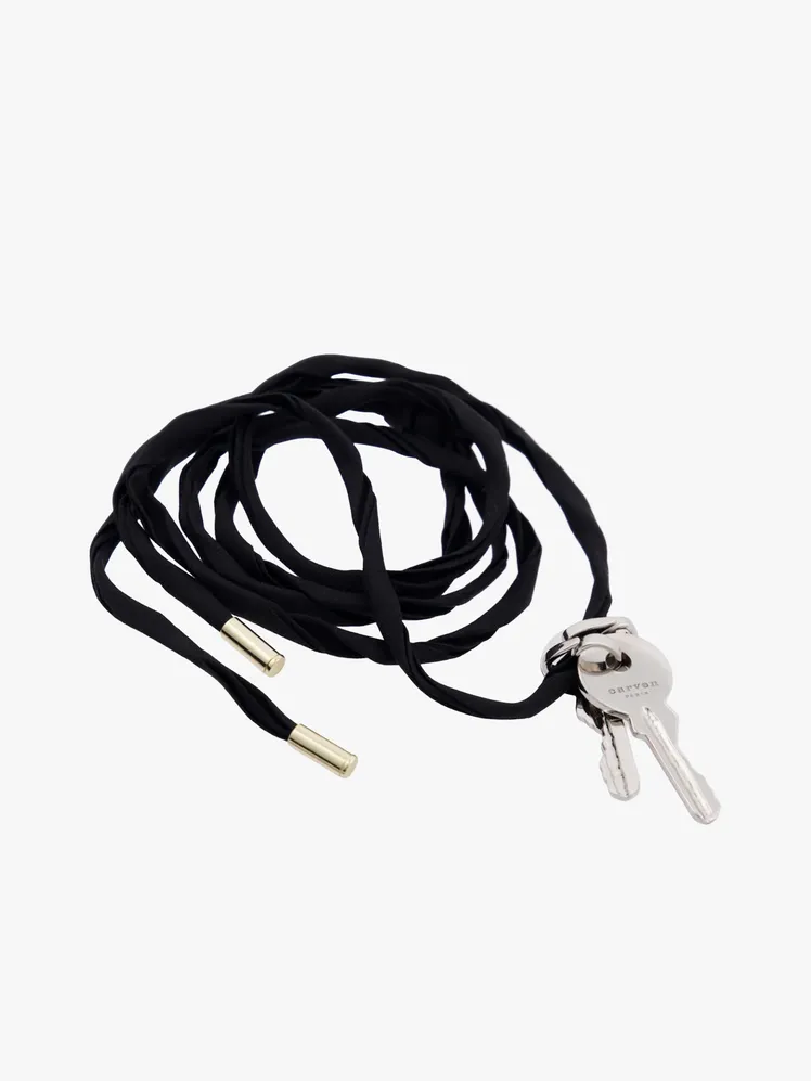 The Timeless Charm of the Choker Redefined for Today 40