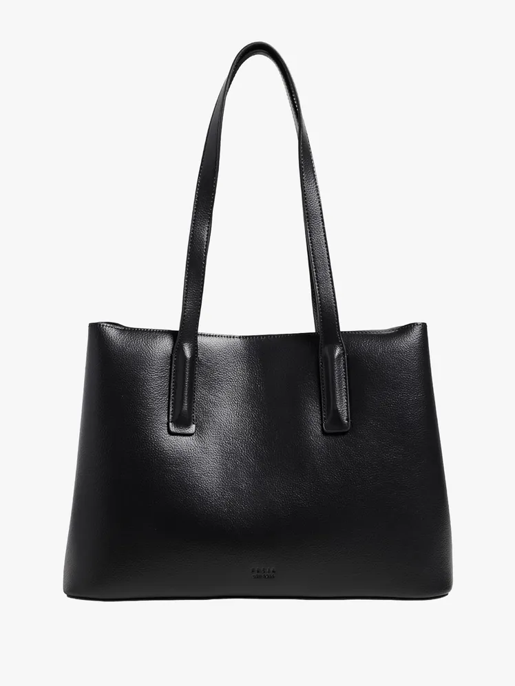 Effortless Chic: Your Go-To Summer Workwear Capsule 60