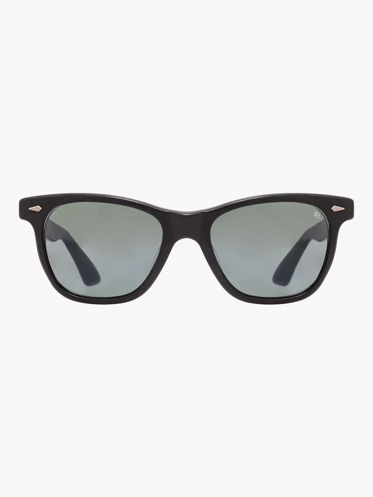 Summer's Sharpest Shades: Expert Picks for 2026 20
