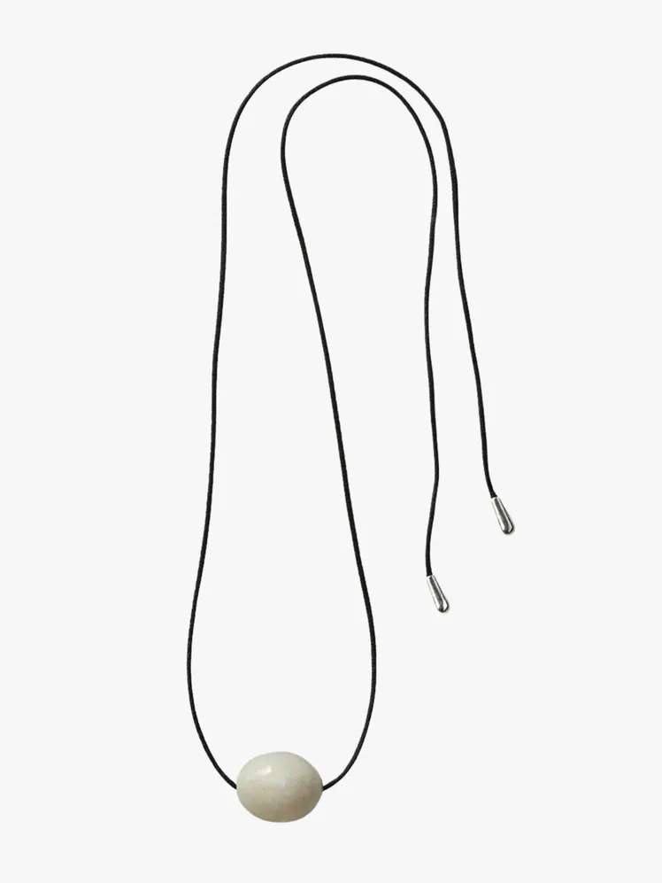 The Timeless Charm of the Choker Redefined for Today 62