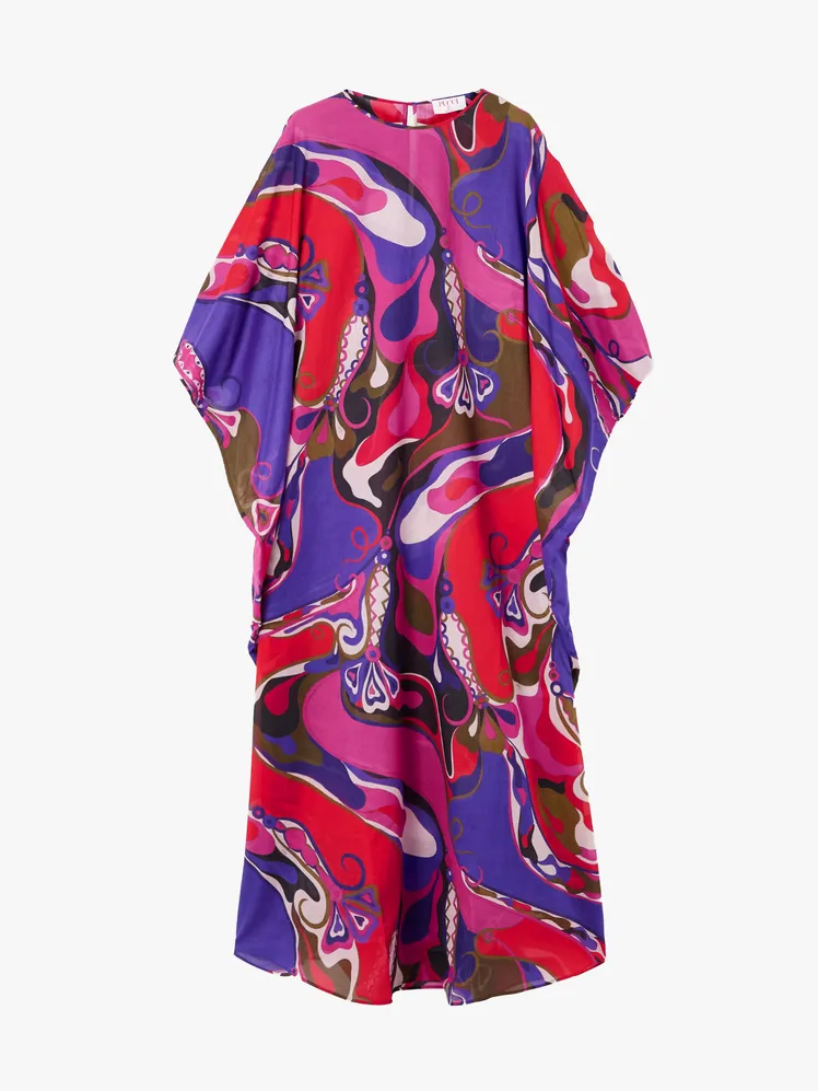 Elevate Your Ensemble: Sophisticated Caftan Styling Beyond the Shore 86