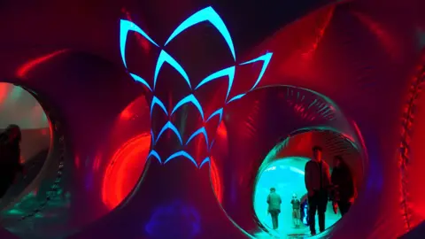 Boston’s Skyline: An Immersive Labyrinth of Light Challenges Urban Perception
