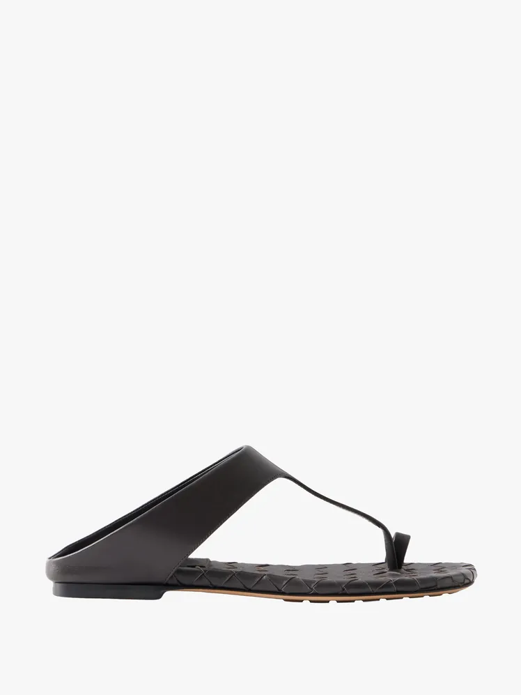 Effortless Chic: Your Go-To Summer Workwear Capsule 42