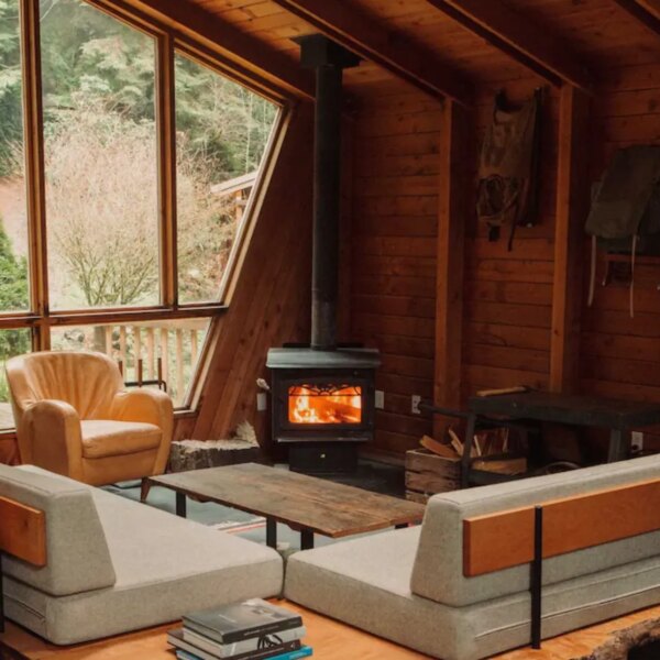 Sanctuary Estates: Curated Havens for the Discerning Connoisseur