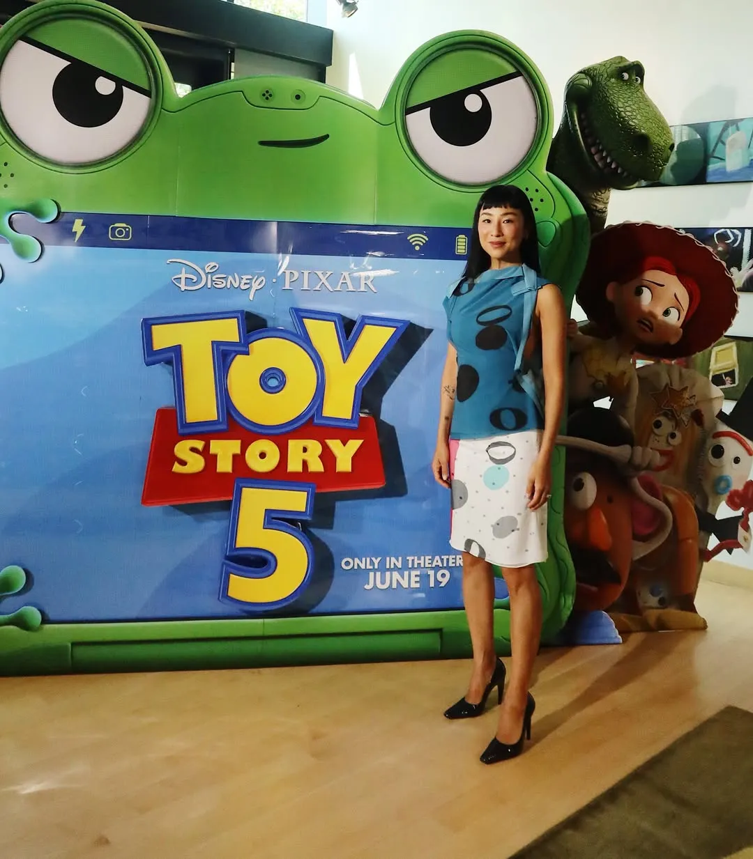 Greta Lee's Whimsical Wardrobe: A Masterclass in Playful Elegance 6