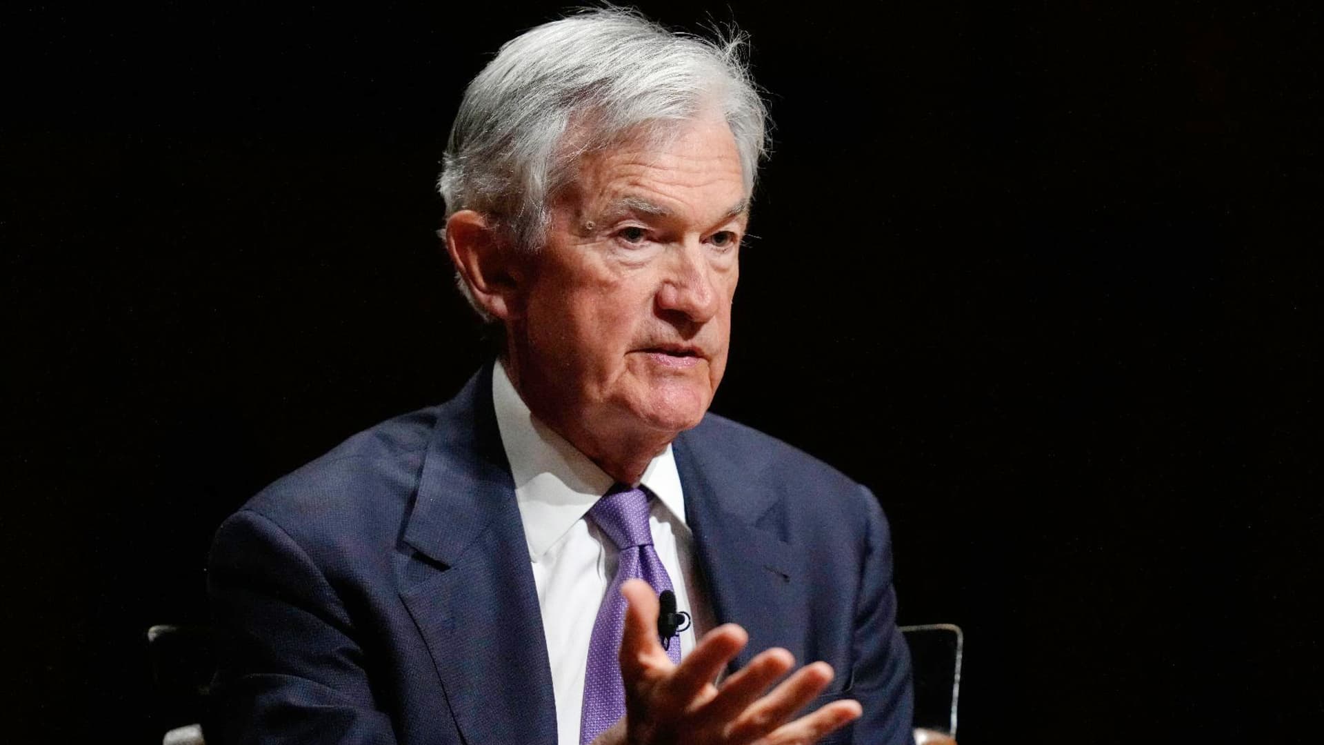 Federal Reserve Chair Signals Political Interference Threatens Public Confidence 3