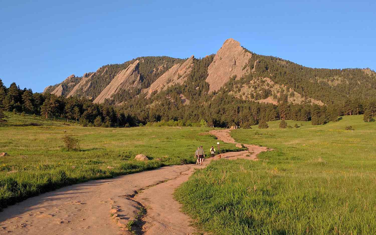 Conquer America's Wild Soul: A Saga of Iconic Trails 29