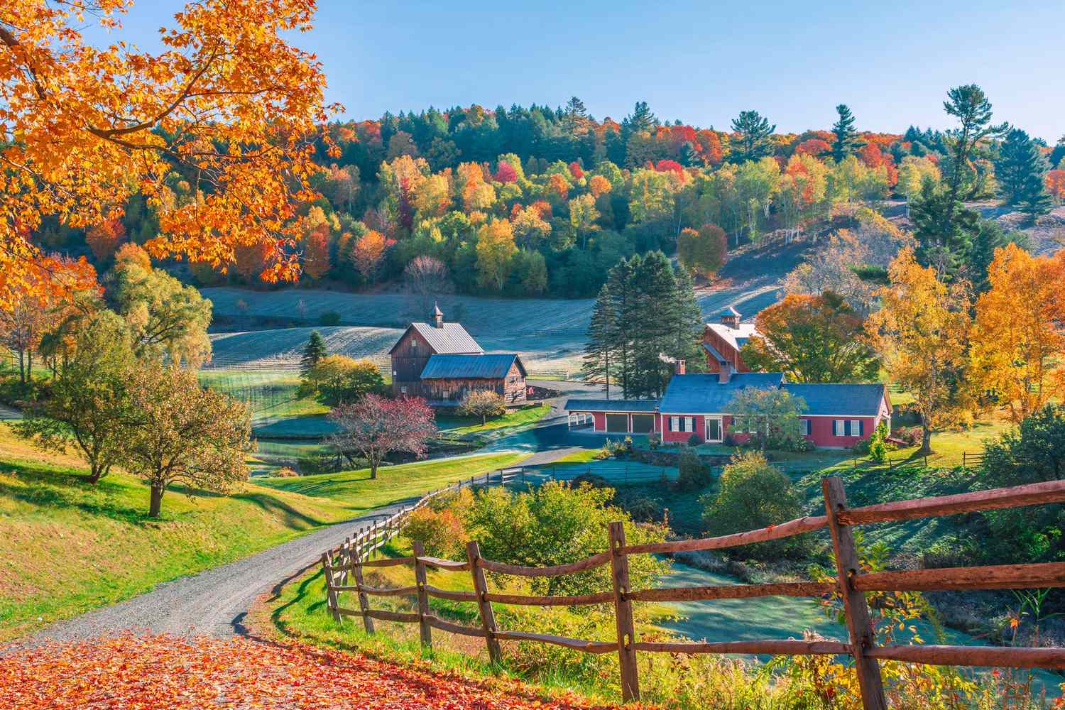 Enchanting New England Havens: Where Every Village Whispers a Timeless Tale 13