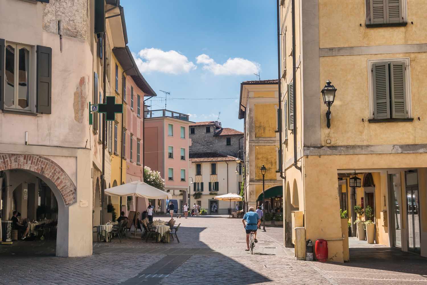 Beyond Como: Discover Lake Iseo's Untamed Elegance 15