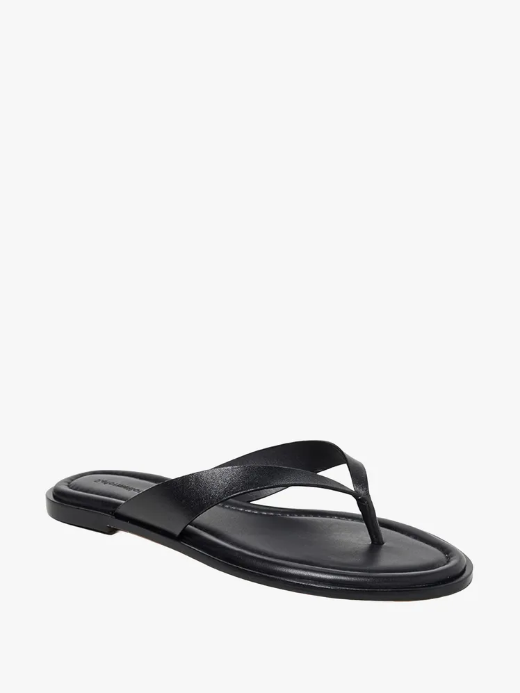 Effortless Chic: Your Go-To Summer Workwear Capsule 53