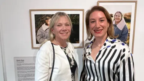 Jersey's Art Scene Confronts the Unseen: An Exhibition Reimagines Dementia's Human Tapestry 8
