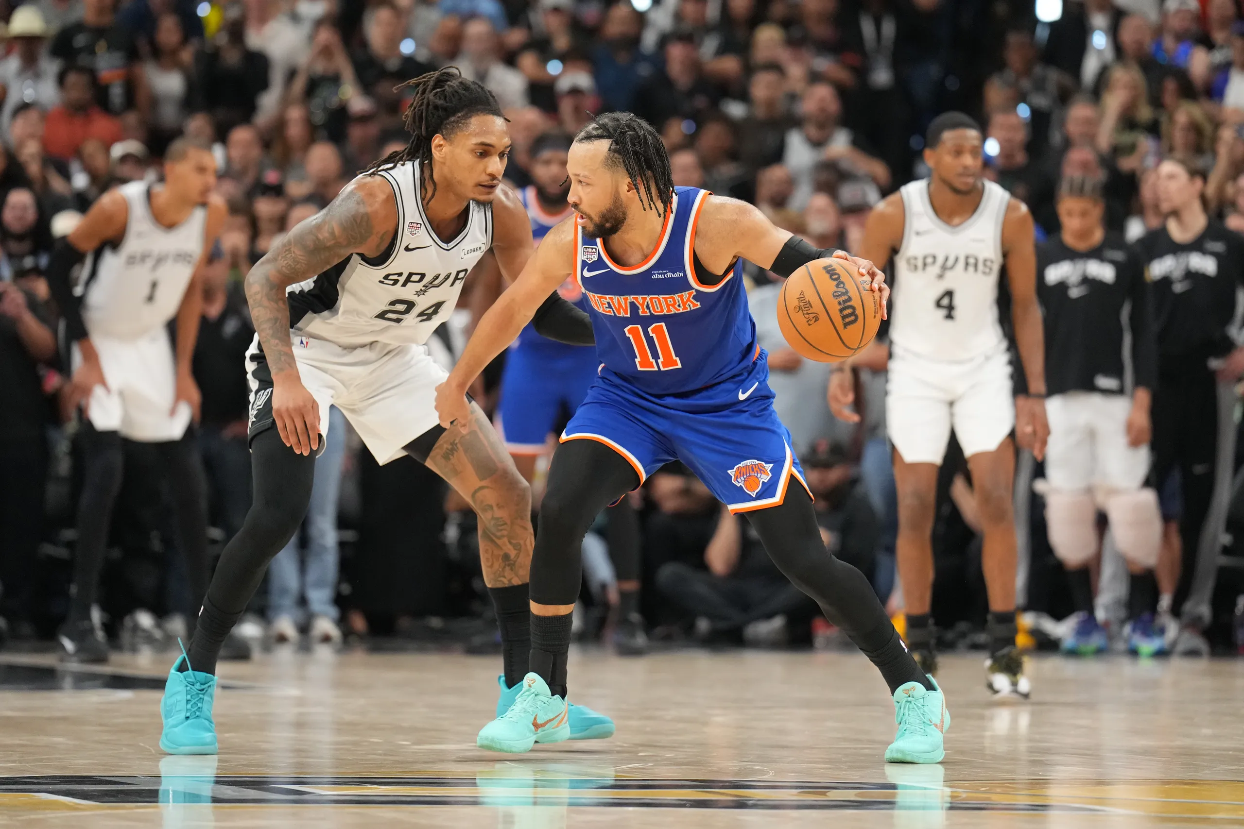 Game 5's Court: The Teal Takeover Explained 5