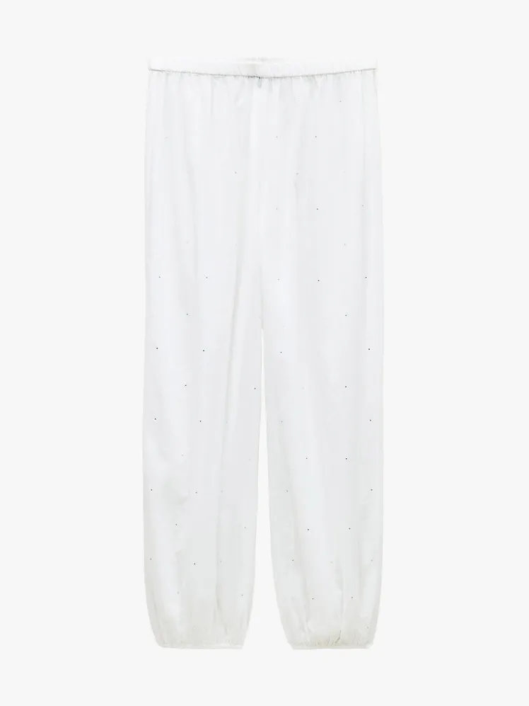 Effortless Urban Style: Summer's Chicest Ensembles Reimagined 102