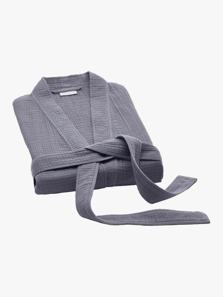 Luxury Linens: Prime Picks for the Discerning Dweller 25