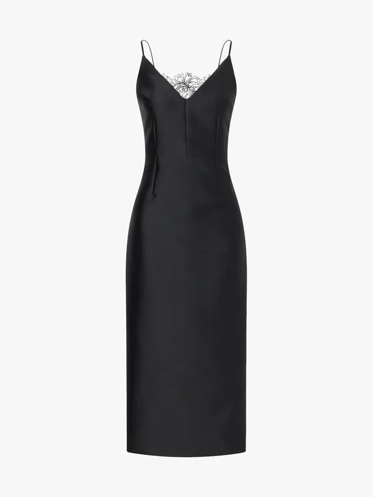 Chic Cocktail Dresses: Elevate Your Wedding Guest Style 61