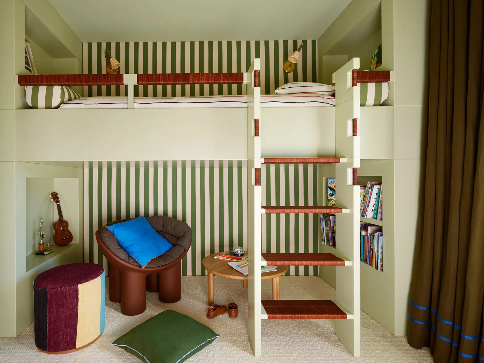 Elevated Abodes: Architectural Alchemy for the Discerning Dweller 31